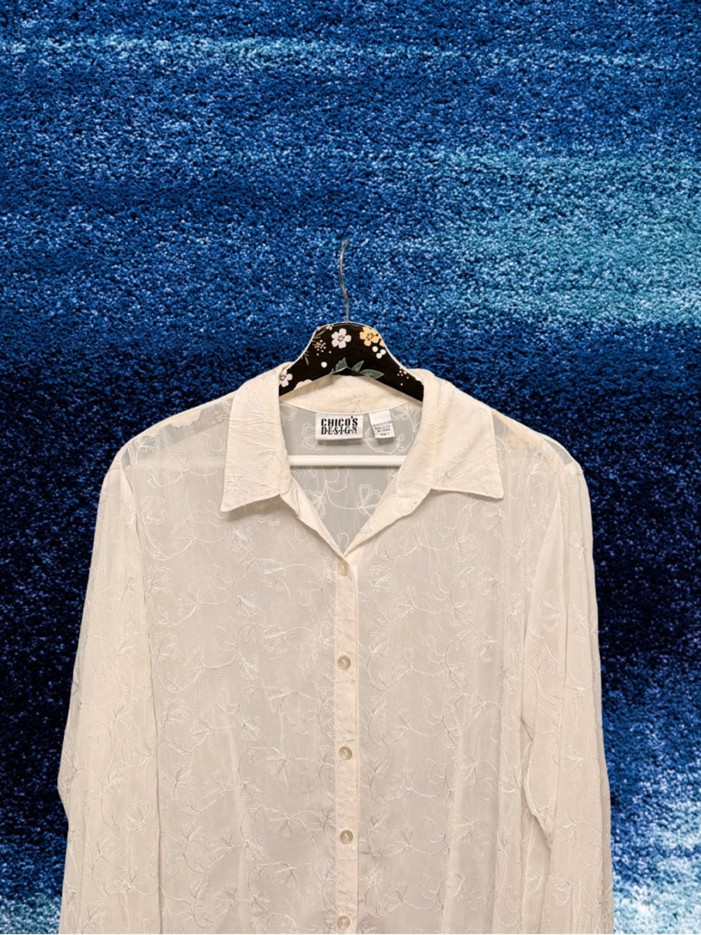 Chico's Design Vintage White Sheer Floral Embroidered Button Down Blouse Size M - Picture 3 of 7
